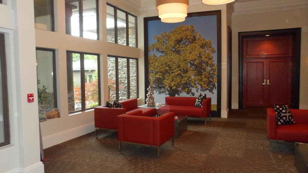 Ramada By Wyndham Rock Hill At Sullivan Center Eksteriør billede